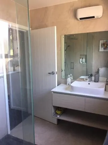 Comfortable Home Close To Airport Christchurch New Zealand